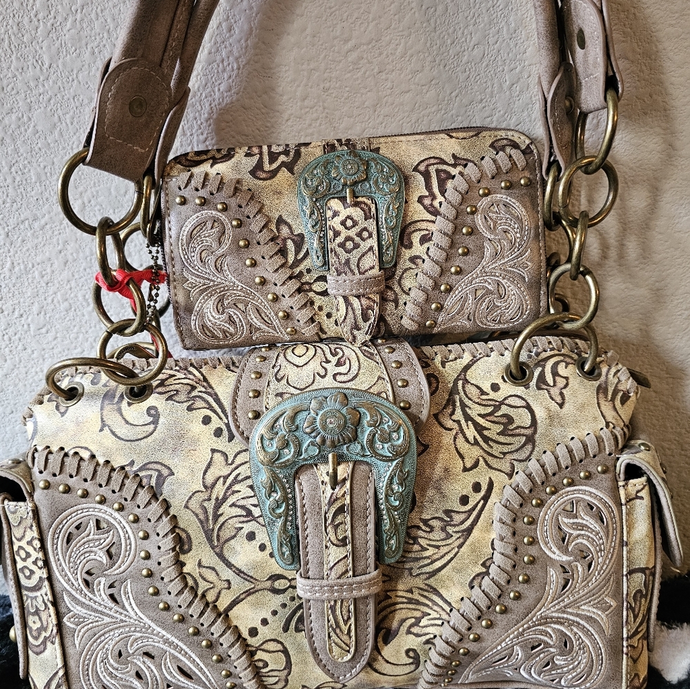 Elegant Tan and Brown Patterned Handbag Set